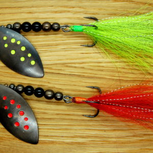 PW baits. Błystka obrotowa long 4 w wersji black